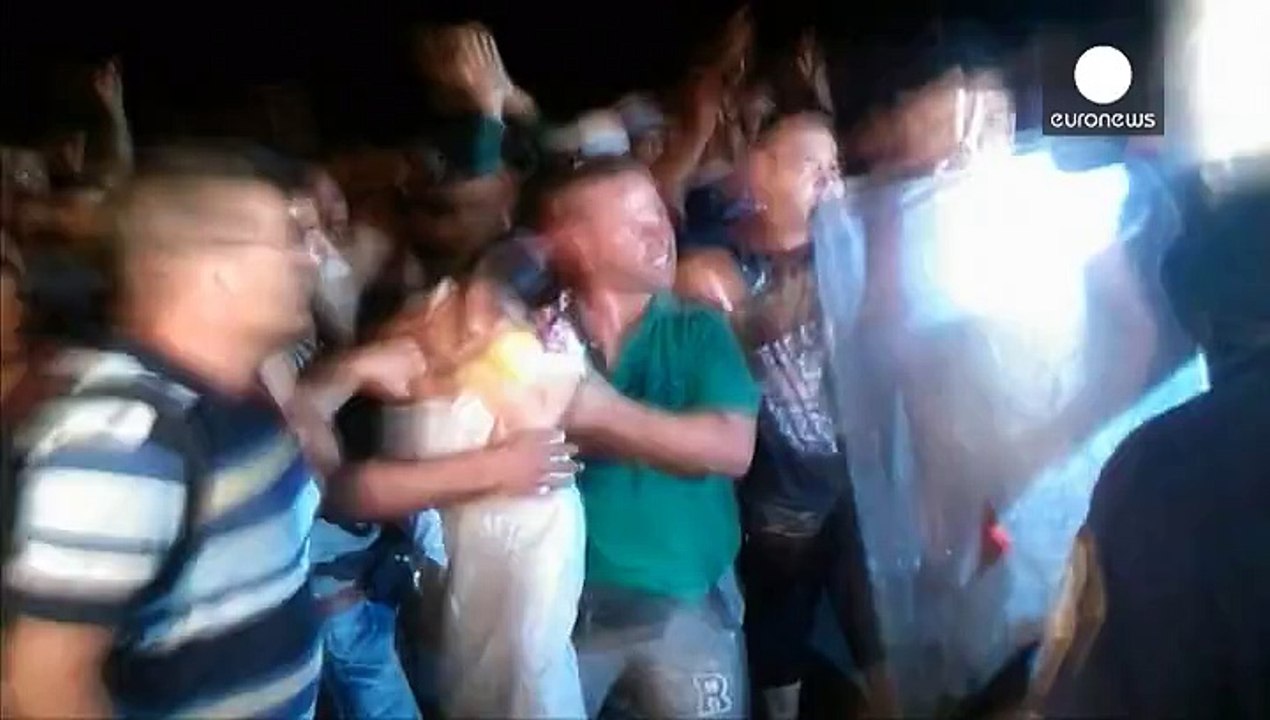 Flüchtlingskrise: gewalttätige ausschreitungen auf lesbos