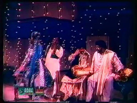 JEHREY SHEESHE NU THUKRANDE - DHI RANI - Noor Jahan