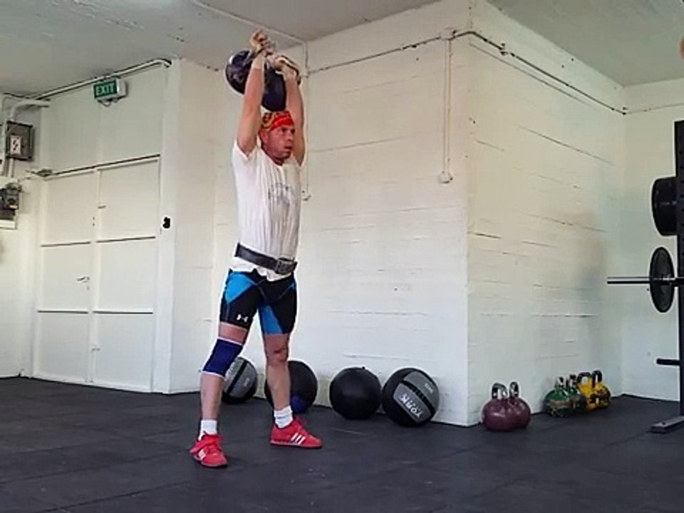 LC-(clean--jerk-)2A?20-kg-kb6-min65-reps-
