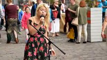 Barefoot Street Performer Stuns London Public With Her Voice
