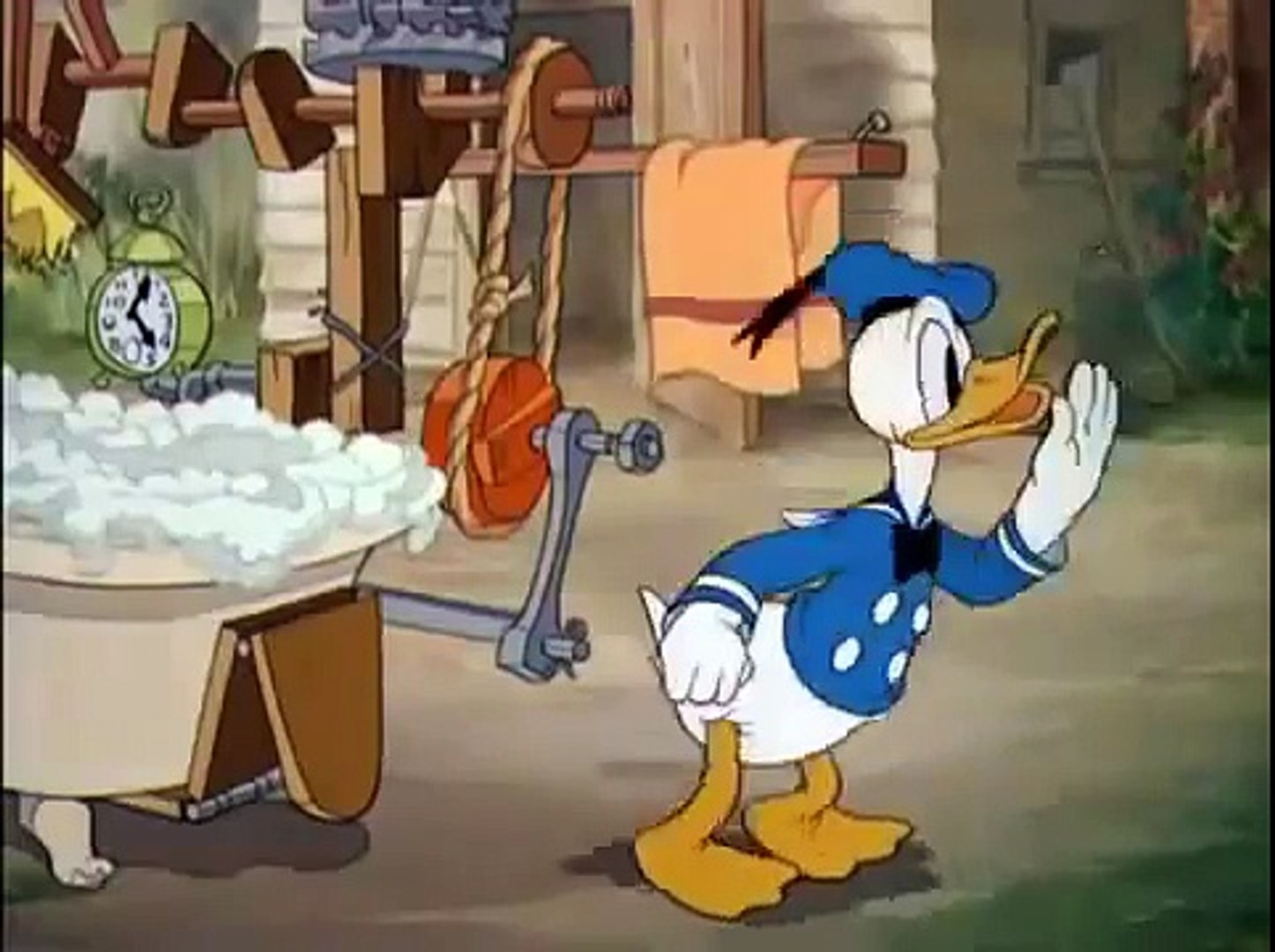 Donald Duck Cartoon   Donalds Dog Laundry