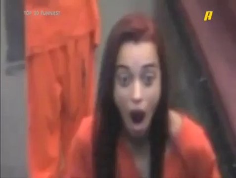 دیکھیں اس لڑکی کیساتھ کیا ھوا حس نے ایان علی کی طرح منی لانڈرنگ کی تھی۔۔