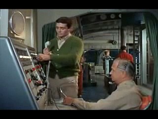 Viagem ao Fundo do Mar - S2E13 O Monstro do Espaço