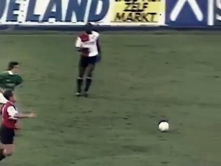 Henrik-Larsson-v-A?algiris-Vilnius-(1994)--9'