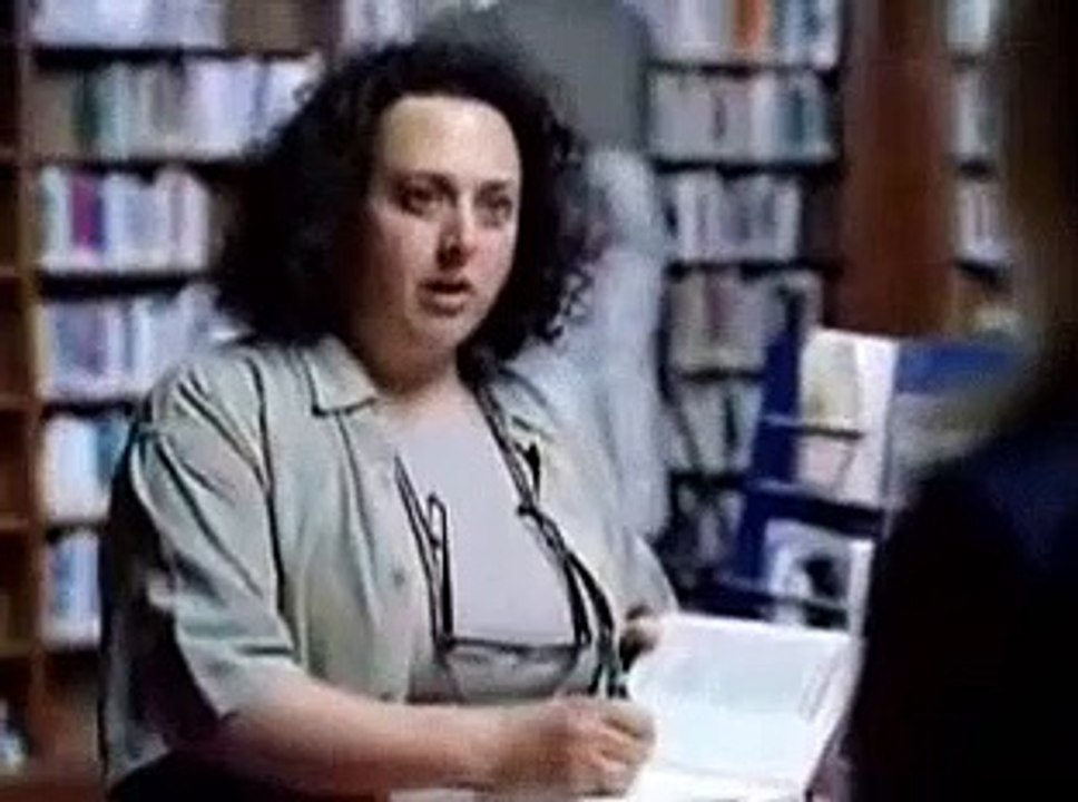 Funny commercial: beauty is nothing without brains