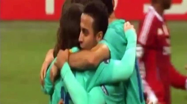 Messi funny penalty: yellow carded!!