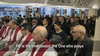 Pope\'s Mass: Jesus continues to pray for us