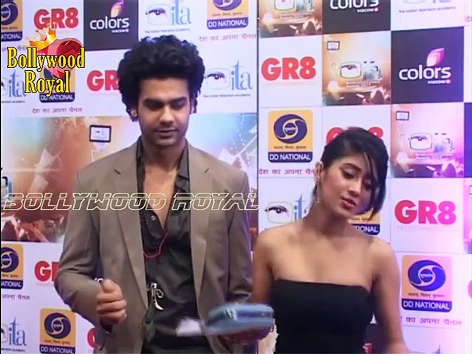 Vishal and Shivangi at ITA awards 2015 red carpet