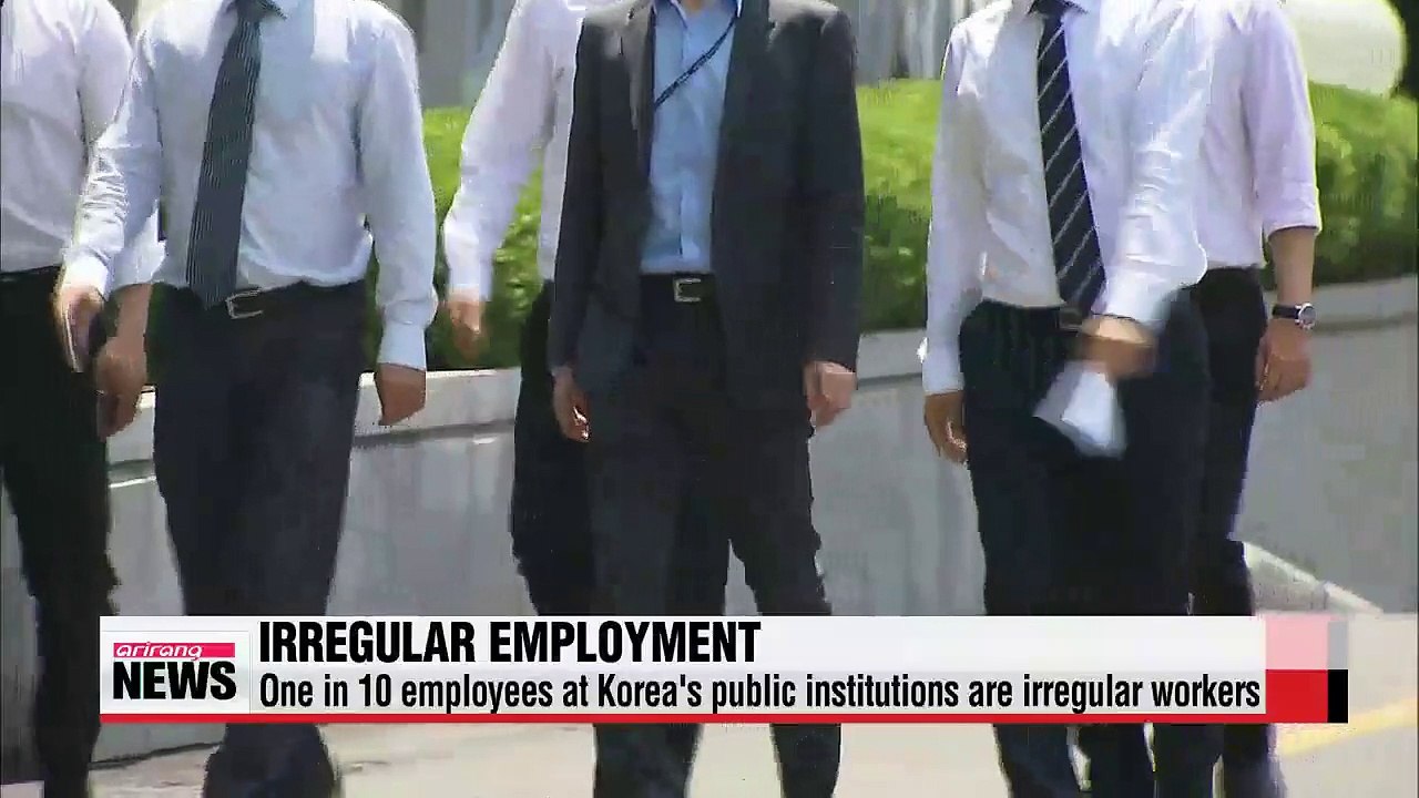 One in 10 workers at Korea's public institutions are temporary workers