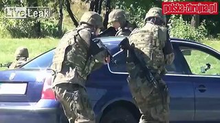Polish Military Police - A small demonstration