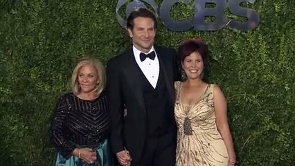 Red Carpet Fashion Show-Tony Awards 2015