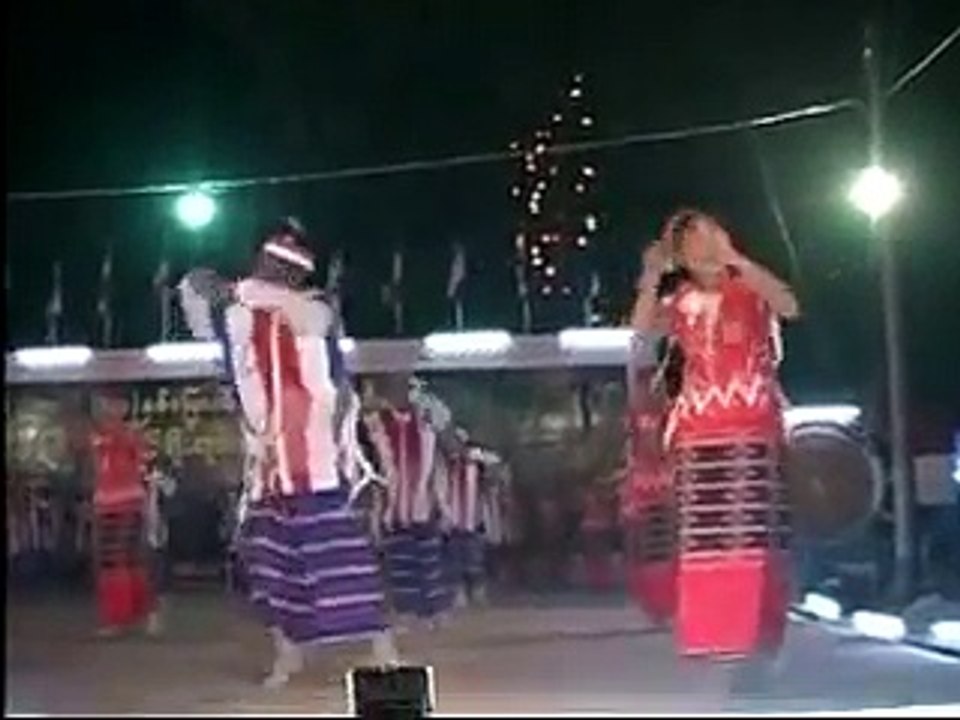 Karen traditional don dance contest 2006 (1/3)