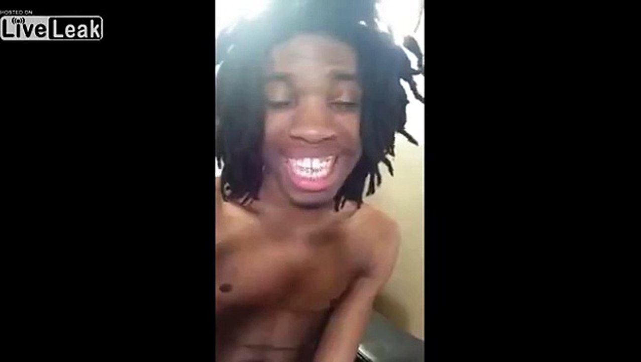 Dude wants you to know its OK to eat a woman's ass