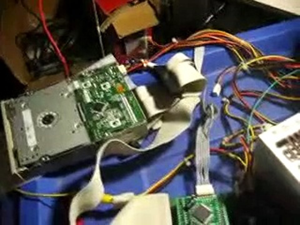 Amiga. Mac, PC floppy disk bitcells. Very boring.