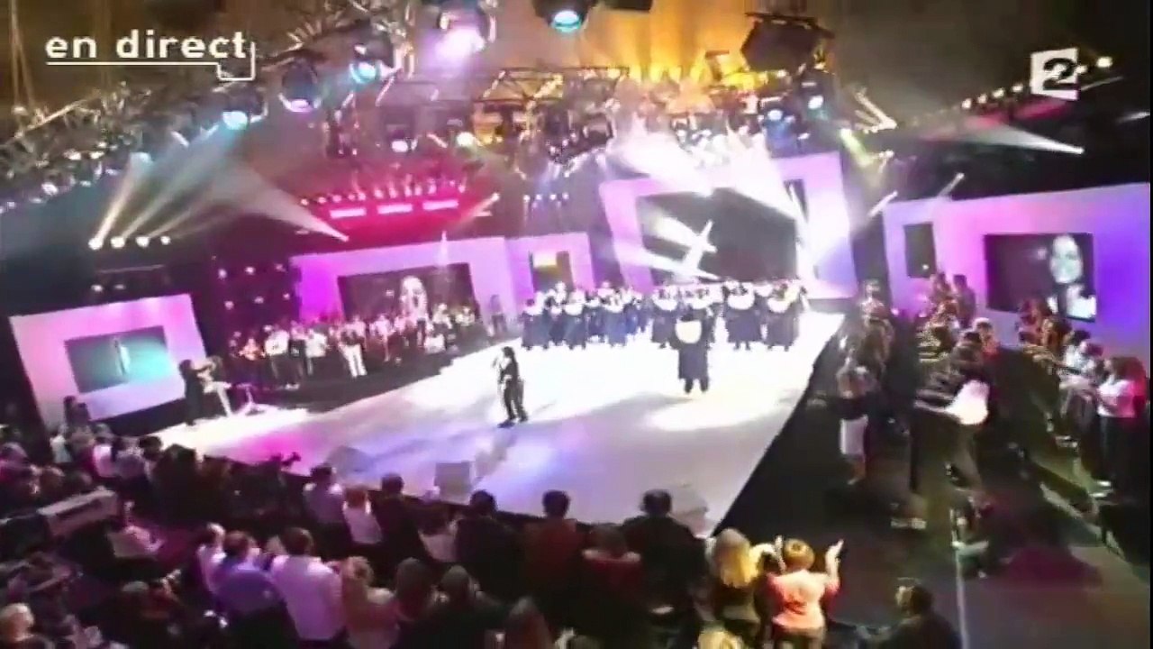 بنت دمها زى العسل وأجمل أغنية فرنسية - روعه لاتفوتك