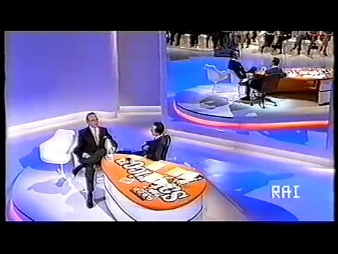 Daniele Luttazzi intervista Pippo Baudo (Satyricon 2001)