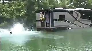 Cool RV, mini yacht