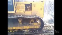Танцующий трактор Tractor dance Russian Сrawler T10MB Swamp Buggies CTZ