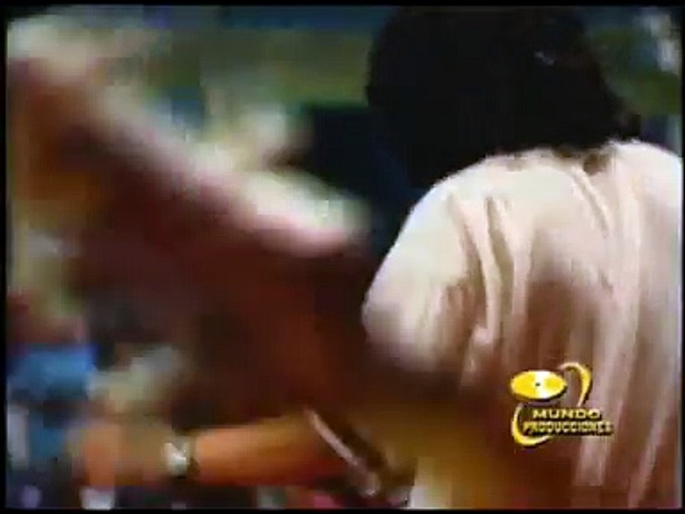 Bajo la sombra de un eucalipto - Luis Ayvar Alfaro