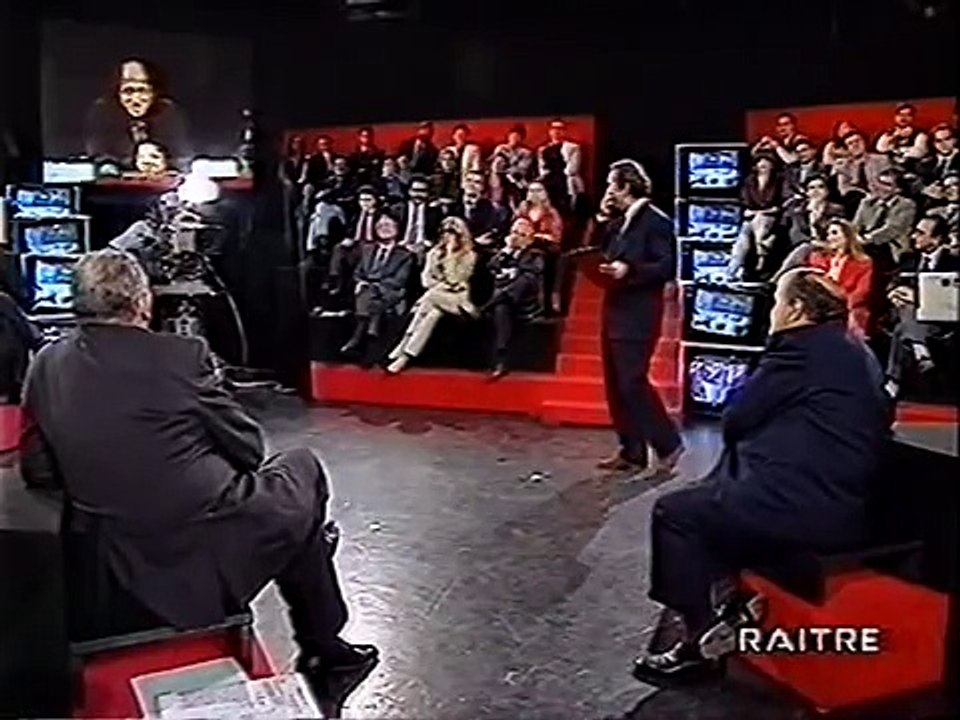 Adriano Celentano parla di TV (Il r0ss0 e il ner0 1994)