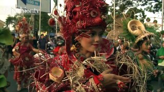 Jogja Fashion Week 2012 ft Maria Selena and Top Indonesian Designers | FashionTV ASIA