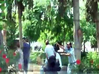 Sokakta Yılan Şakası Muhteşem