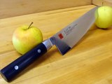 Kasumi Chef's knife slices apples