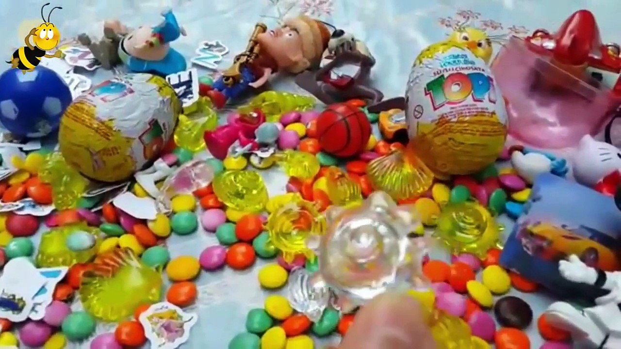 Peppa pig play doh toy mickey mouse surprise eggs