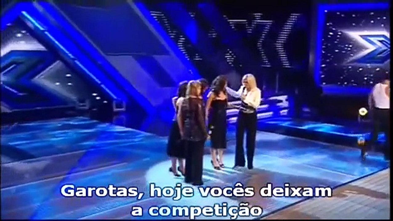 Simon Cowell vota em próprio candidato no The X Factor UK | @XFactorBrasil