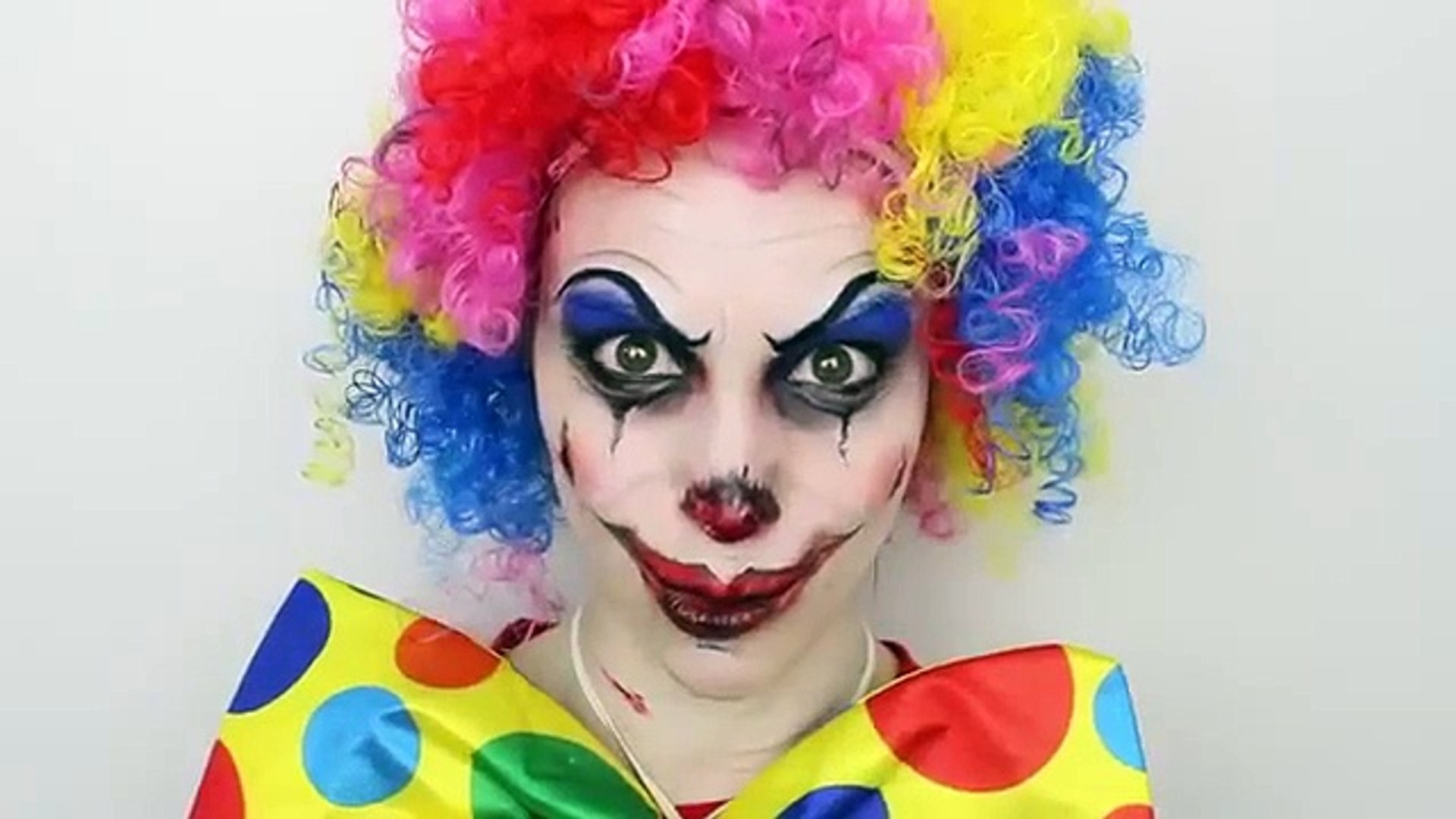 Maquillage d'Halloween Clown diabolique.mp4 - video Dailymotion