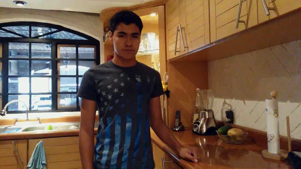 Cooking with Luis :v  (21-28)
