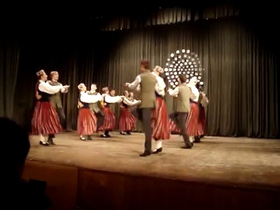 Pie jūriņas maliņāi  - " A + G "