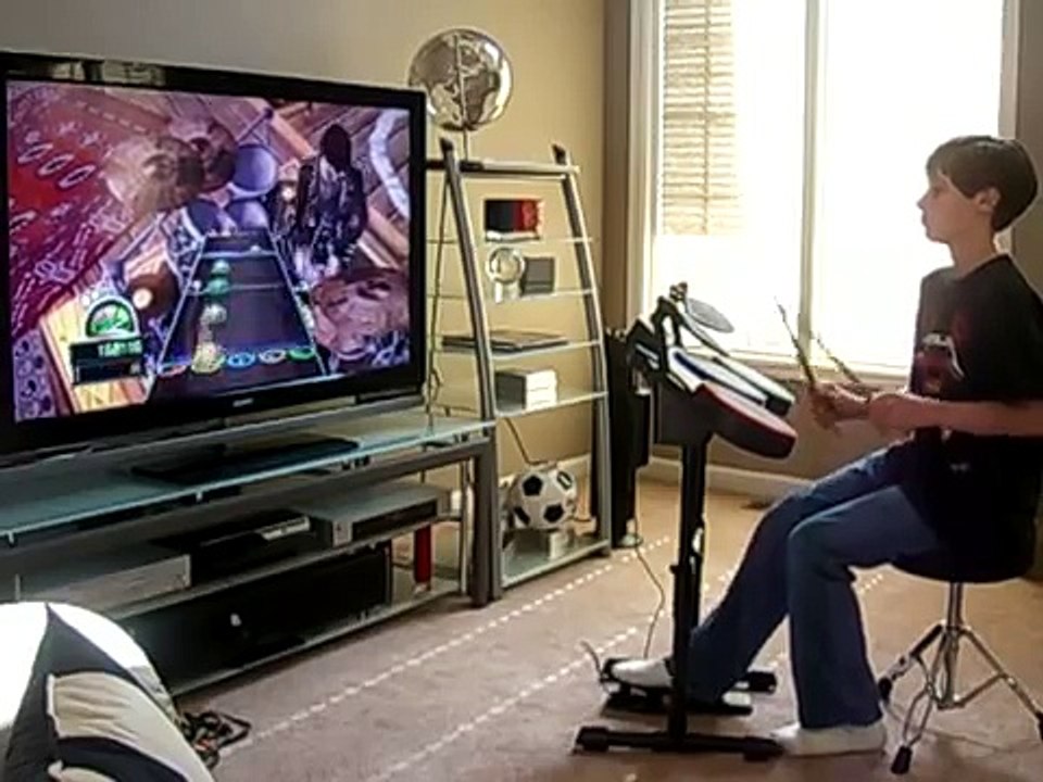 Tanner McGuire playing "Rebel Yell" (Expert Drums) on Guitar Hero World Tour