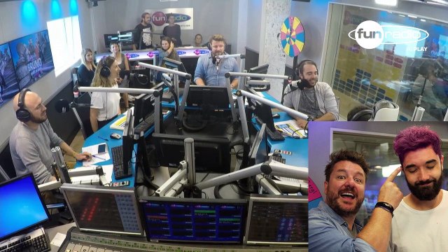 La roue du défi : Se teindre les cheveux en rose (07/09/2015) - Le Best Of de Bruno dans la Radio