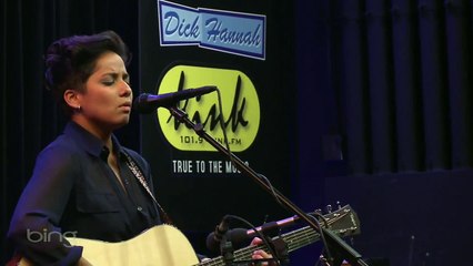 Vicci Martinez - Hold Me Darling (Bing Lounge)