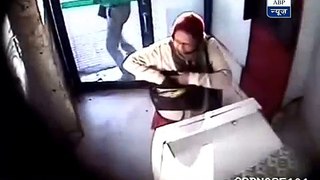 Bangalore: Woman attacked and looted inside ATM, crime caught on CCTV