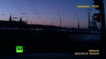 Russian meteor explosion- Spectacular dash cam video of meteorite fireball falling in Urals.mp4