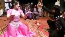 Pakistani Desi Girl & Boy Wedding Hot Dance