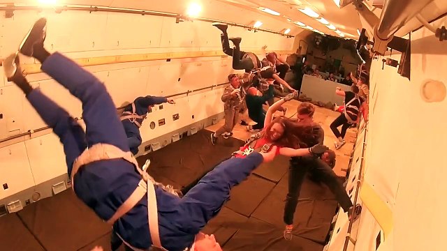 Zero-G Flight - Parabolic Flight in Il-76 MDK! Полет в невесомости туристов на ИЛ-76 МДК!