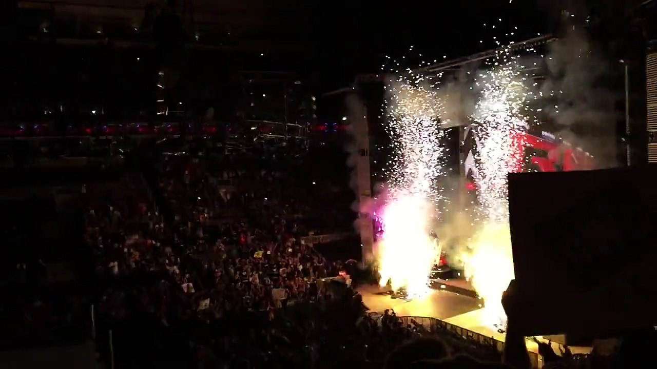 Intro + Brock Lesnar Entrance Monday Night Raw 3/30/15 LIVE in San Jose