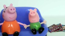 Pig George da Familia Peppa Pig vai Na Dr. Oculista!!! Em Portugues Tototoykids