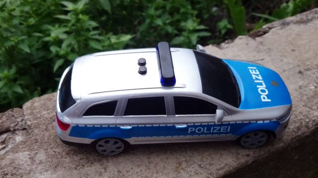 Broken toy police car sounds like Majora's Mask - Legend of Zelda Parody