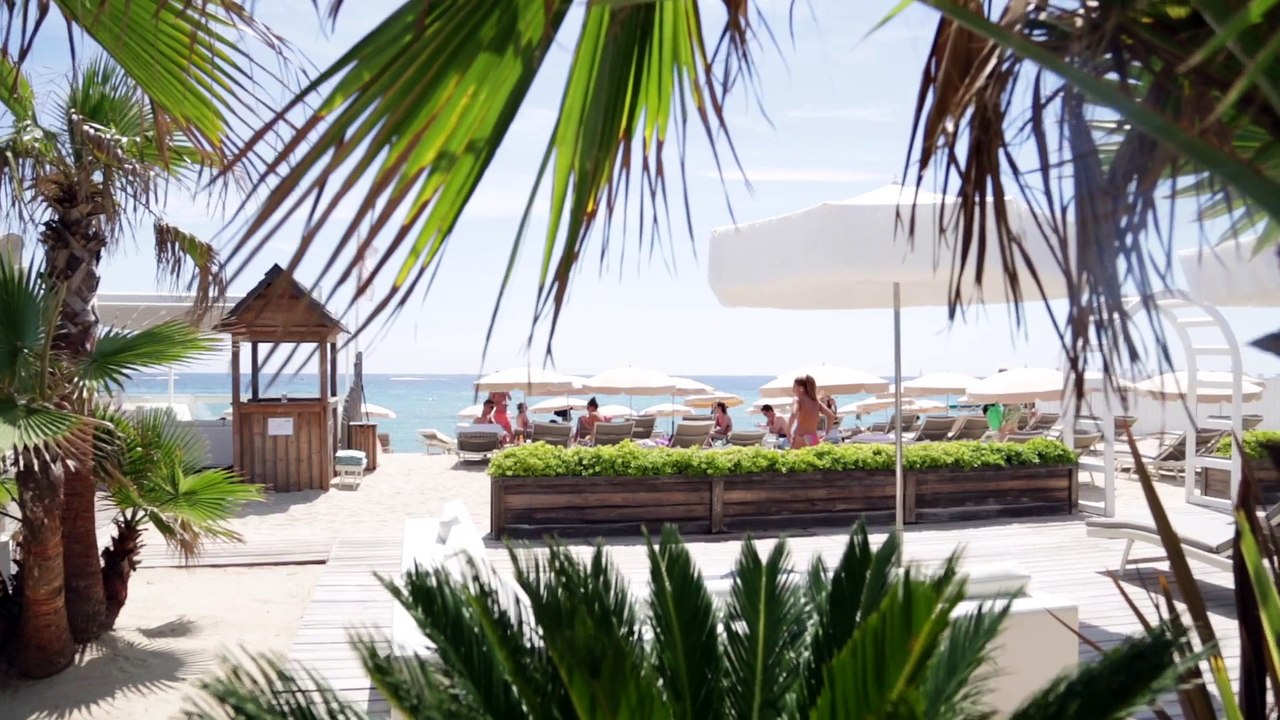 Manoah Beach - Plage Saint-Tropez - Via-selection.com - 2015