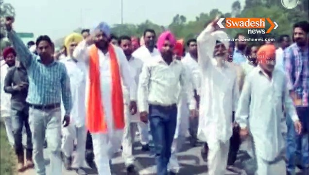 DCC president Gurjeet Singh Aujla protest against Badals over development in Amritsar