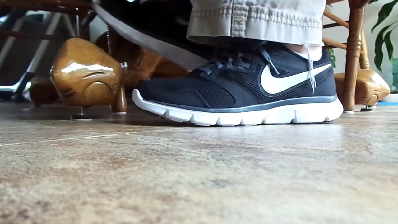 Friend's Nikes 3 | Shoeplay