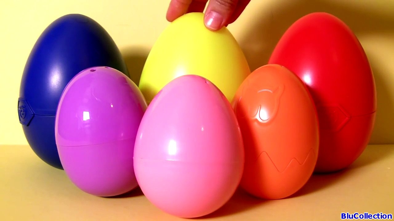 Learn Colors with Surprise Eggs Nesting Cups in English and Portuguese using Play-Doh