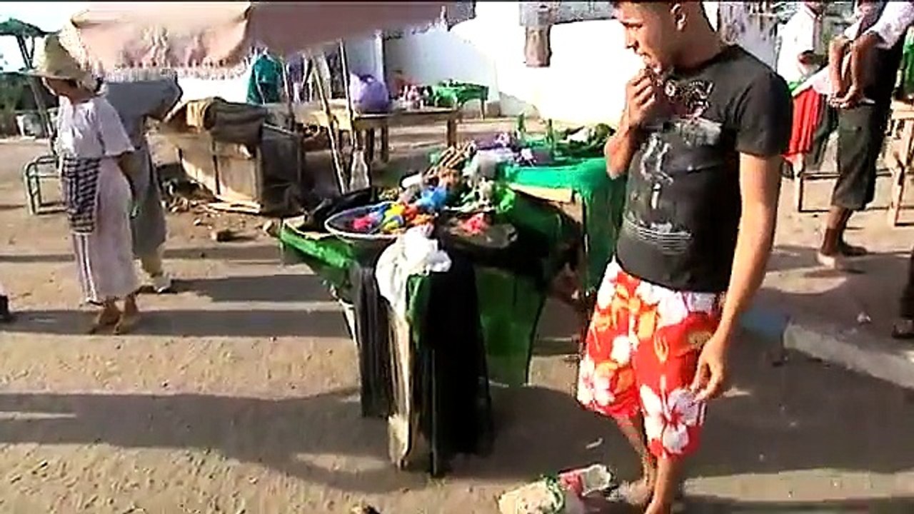 Lalla aicha Bahria..Tasliiiim.........scénes non vues à la TV !