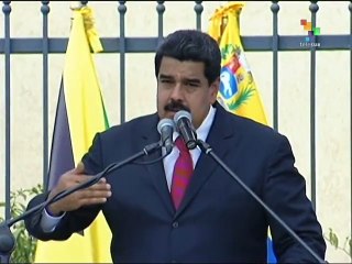 Maduro Calls for Dialogue with Colombia
