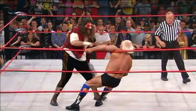 Ric Flair vs. Mick Foley- Last Man Standing Match- TNA Impact 10/7/10 (FULL MATCH)