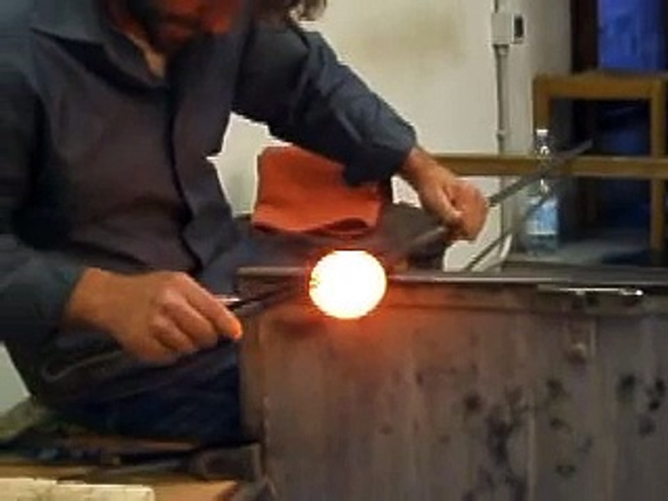 glass horse making